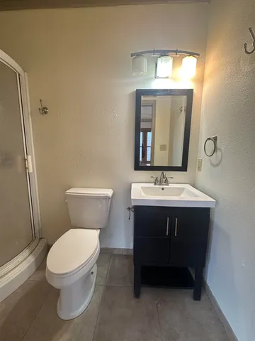 $350,000 | 206 East Sandstone Street, Llano, TX 78643