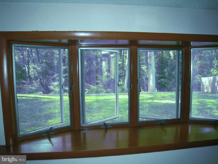 105 Parkview Road Stratford, NJ 08084 - Photo 14 of 20 Gallery Image 14