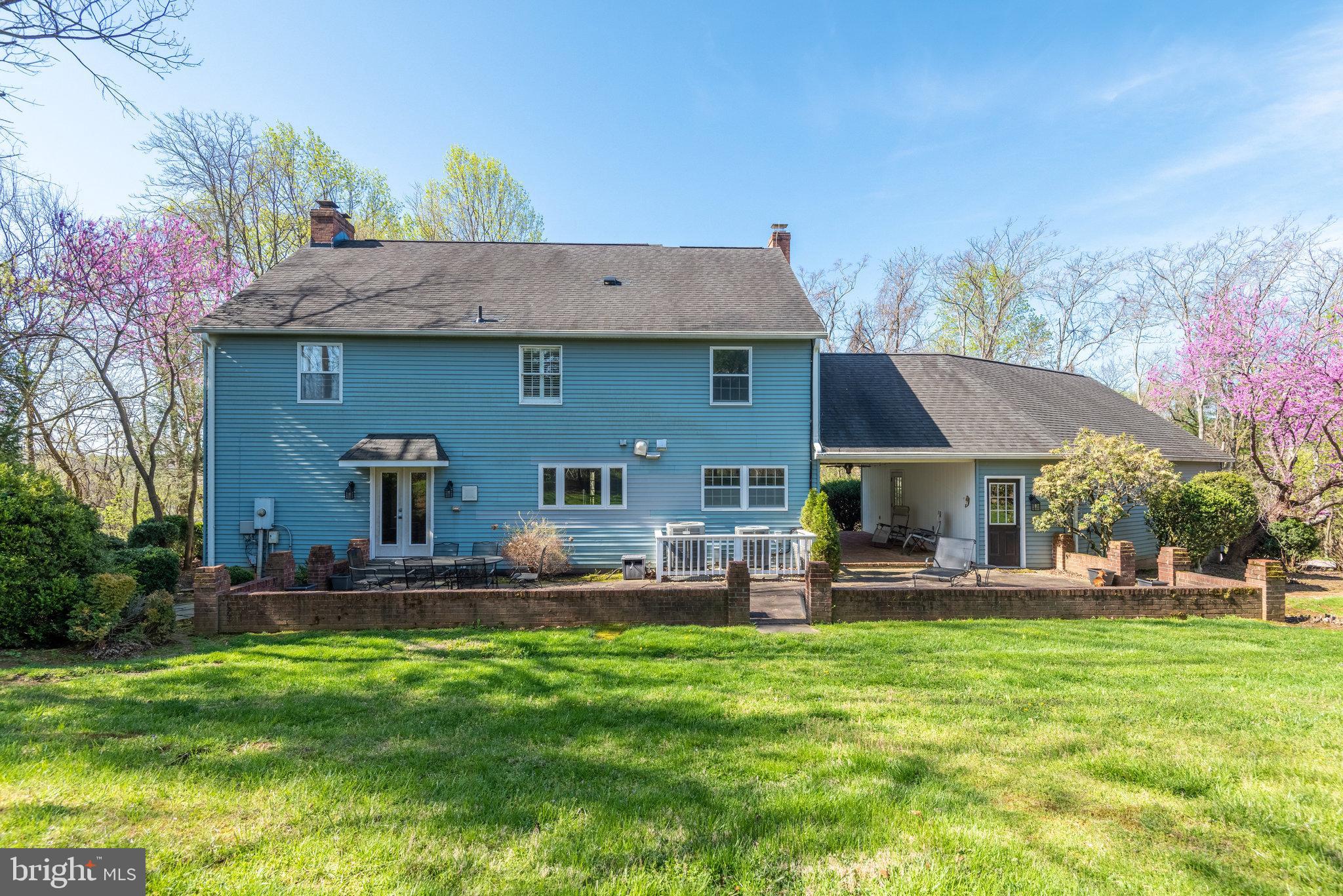 17890 Dry Mill Road Leesburg, VA 20175 - Photo 17 of 73 The yard is perfect for playing in