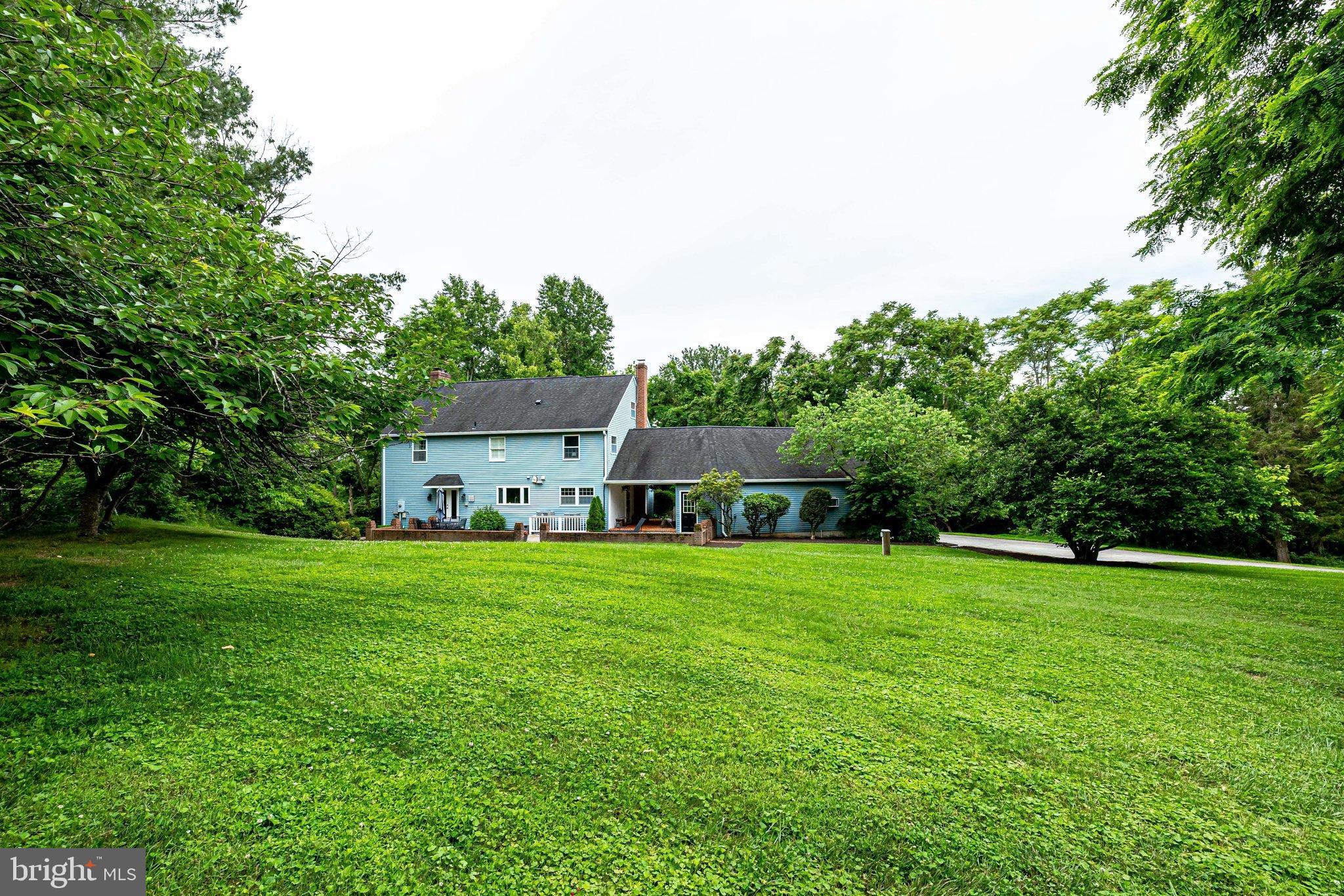 17890 Dry Mill Road Leesburg, VA 20175 - Photo 19 of 73 The yard is very generous in size