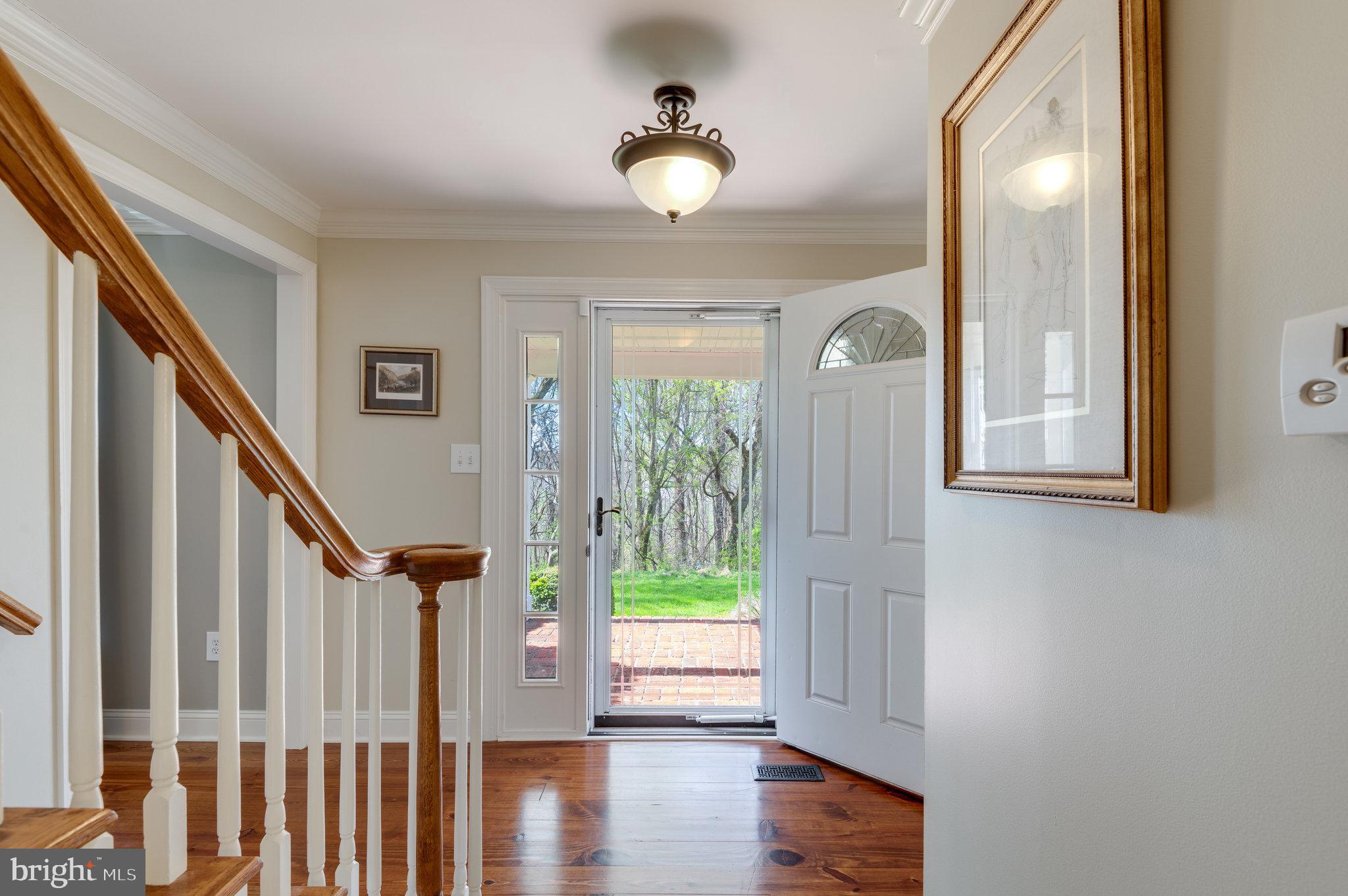 17890 Dry Mill Road Leesburg, VA 20175 - Photo 25 of 73 The foyer, welcome home!