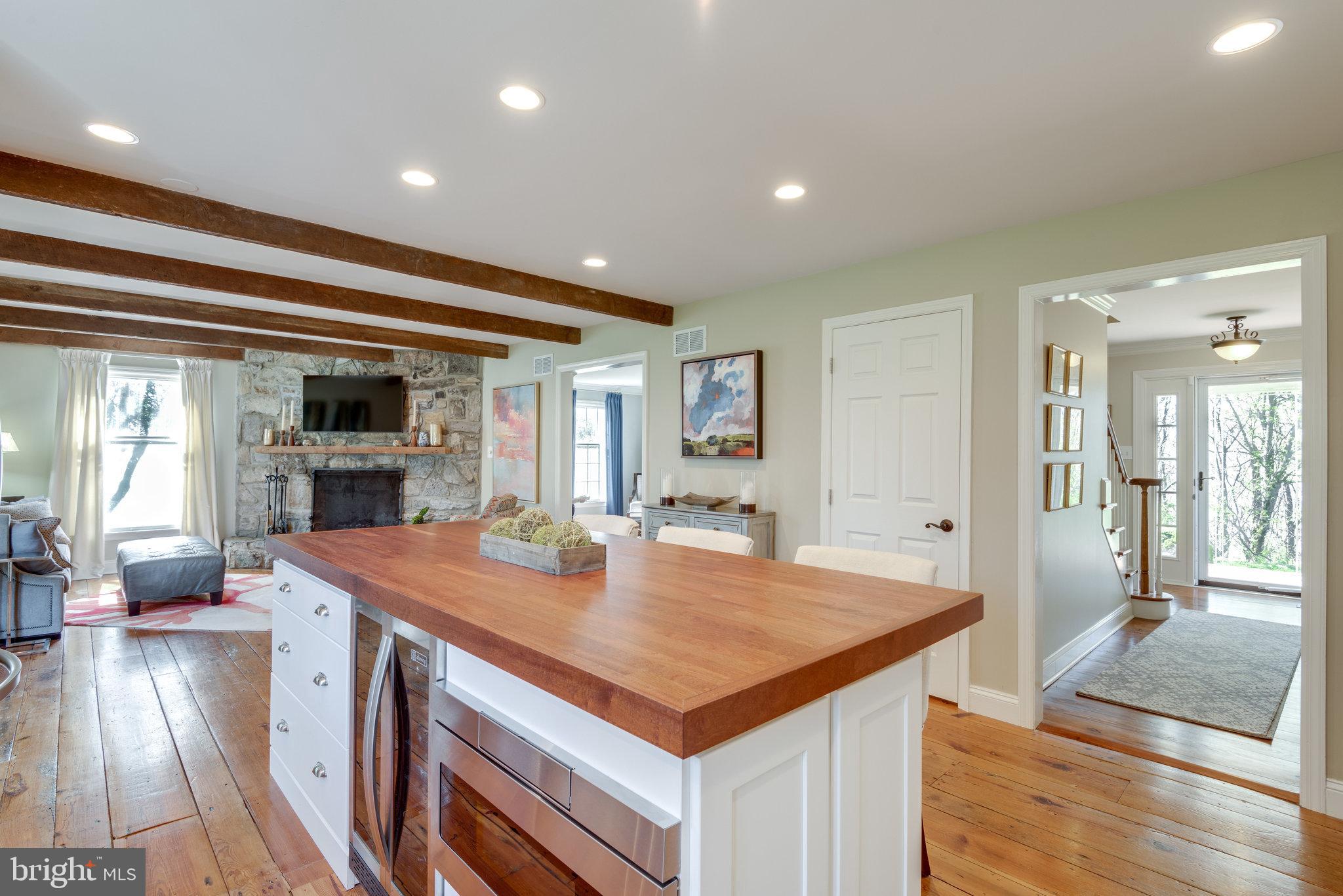 17890 Dry Mill Road Leesburg, VA 20175 - Photo 34 of 73 The gorgeous wood top is warm and a great space