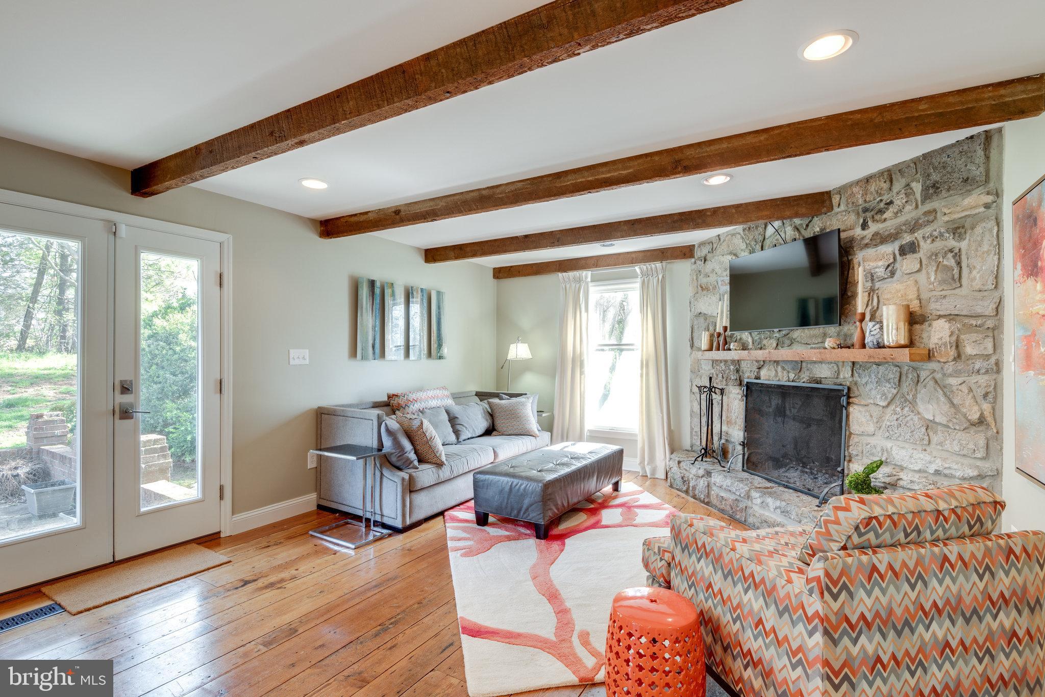 17890 Dry Mill Road Leesburg, VA 20175 - Photo 41 of 73 The beams add warmth and charm