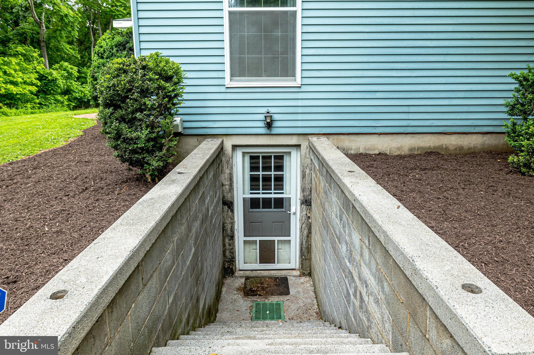 17890 Dry Mill Road Leesburg, VA 20175 - Photo 8 of 73 Walk up stairs from the basement level