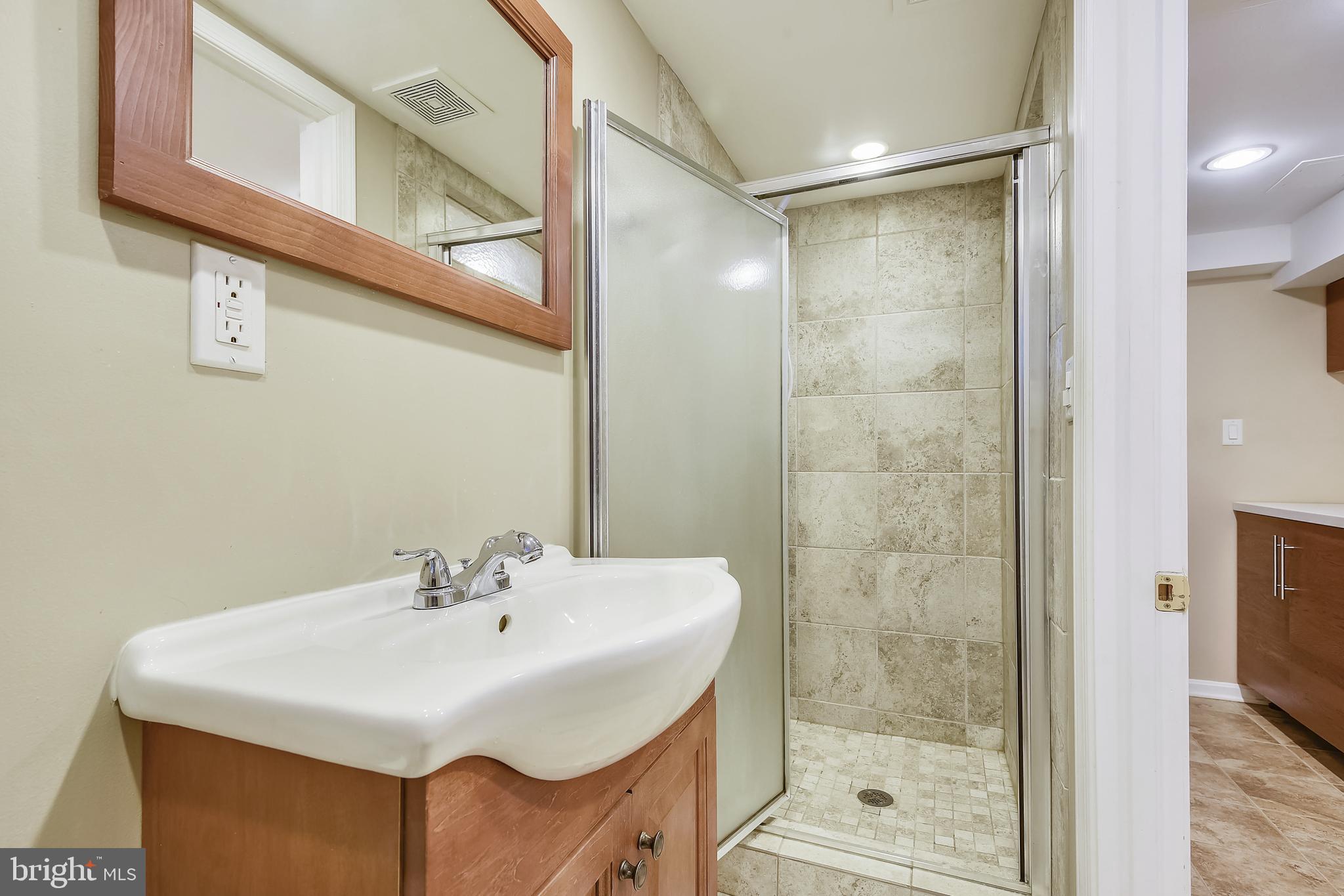 114 Brandon Road Baltimore, MD 21212 - Photo 20 of 30 Lower Level Full Bath