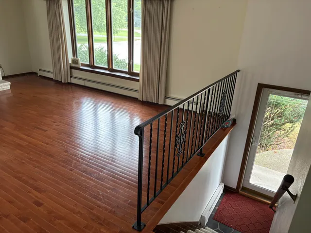 $275,000 | 230 Harvest Court, Manitowoc, WI 54220