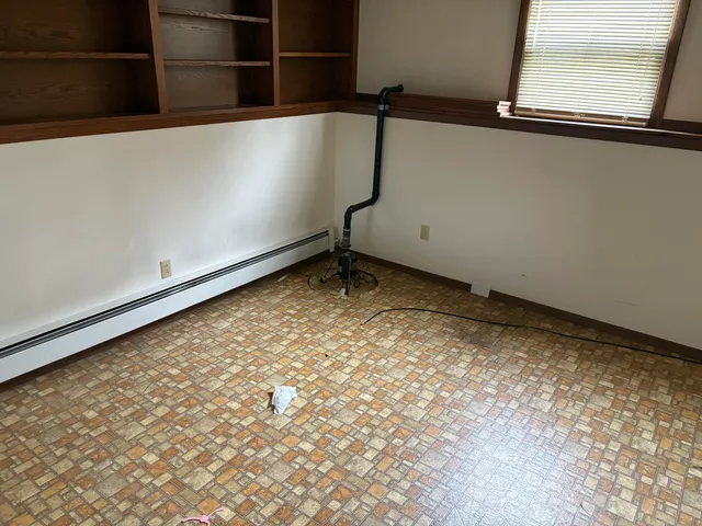 $275,000 | 230 Harvest Court, Manitowoc, WI 54220