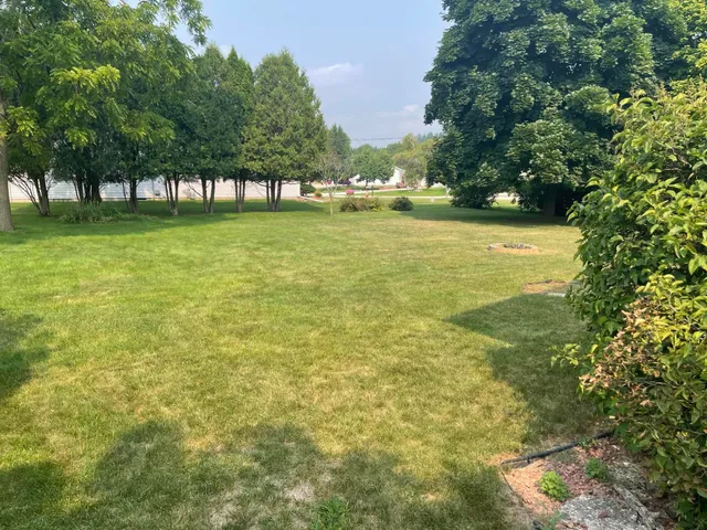 $275,000 | 230 Harvest Court, Manitowoc, WI 54220