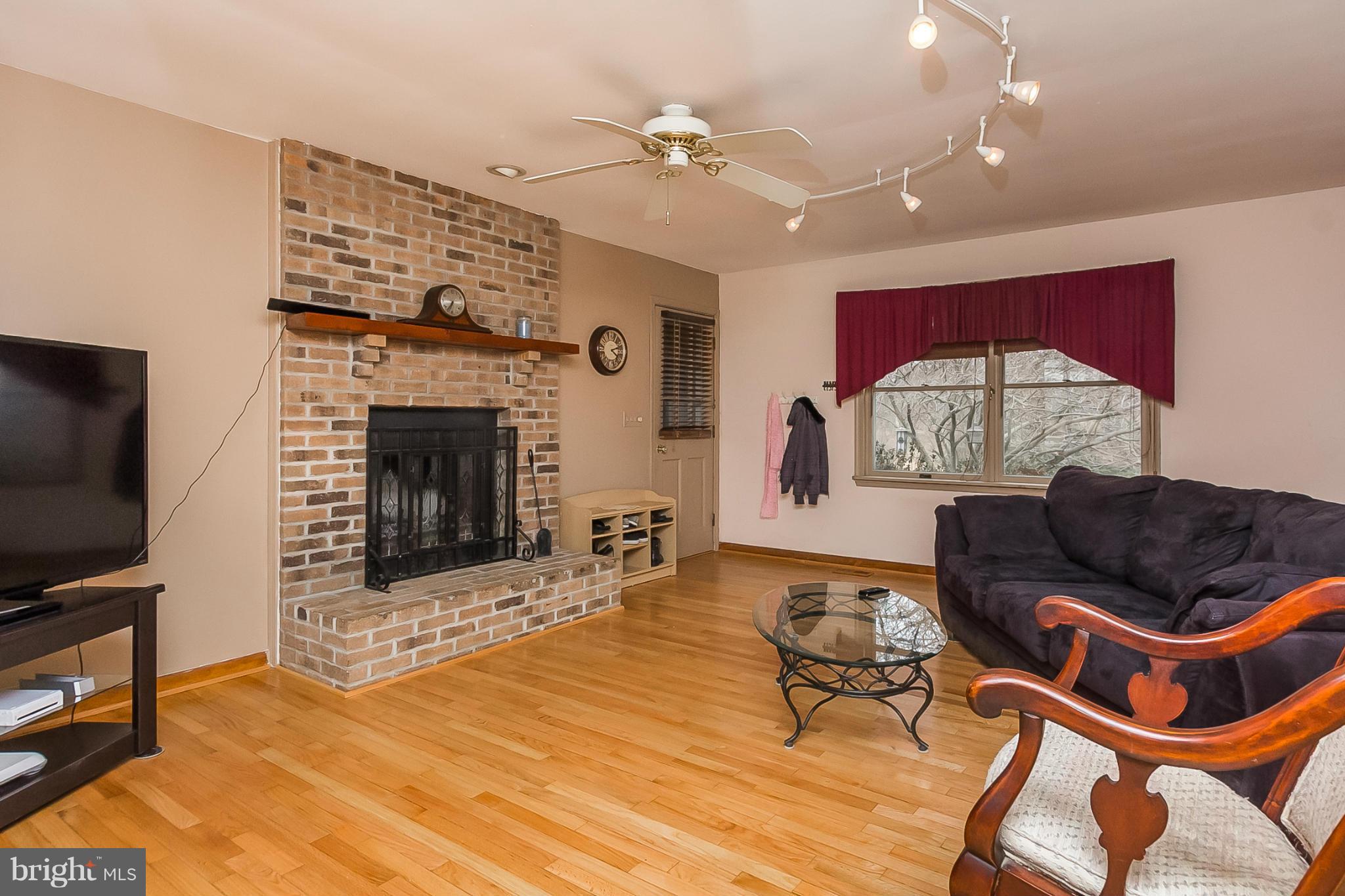 3105 Jackson Ridge Court Phoenix, MD 21131 - Photo 14 of 30 Family Room