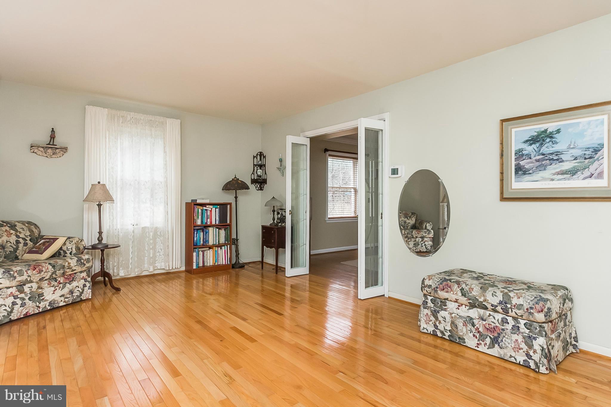 3105 Jackson Ridge Court Phoenix, MD 21131 - Photo 5 of 30 Living Room