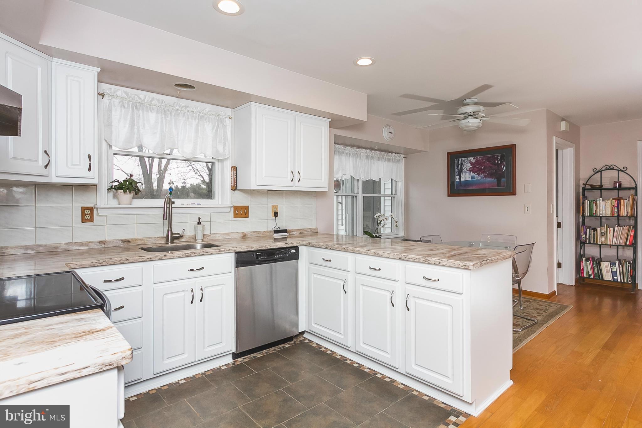 3105 Jackson Ridge Court Phoenix, MD 21131 - Photo 10 of 30 Kitchen
