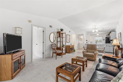 $110,000 | 175 Kings Highway, Unit 437, Punta Gorda, FL 33983