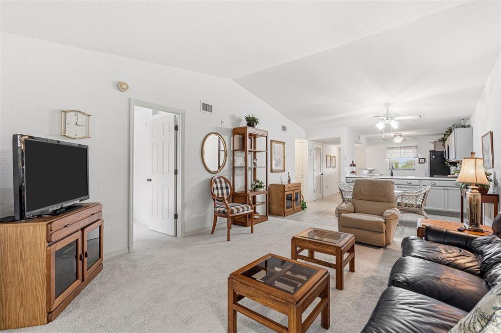 175 Kings Highway, Unit 437 Punta Gorda, FL 33983 - Photo 15 of 35