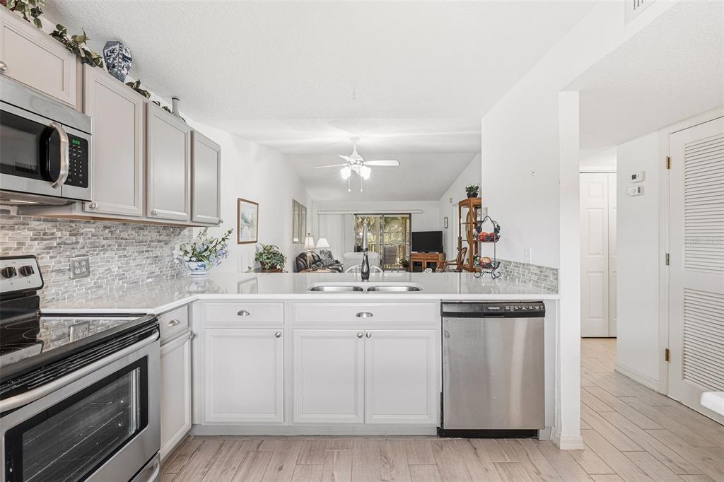 175 Kings Highway, Unit 437 Punta Gorda, FL 33983 - Photo 7 of 35