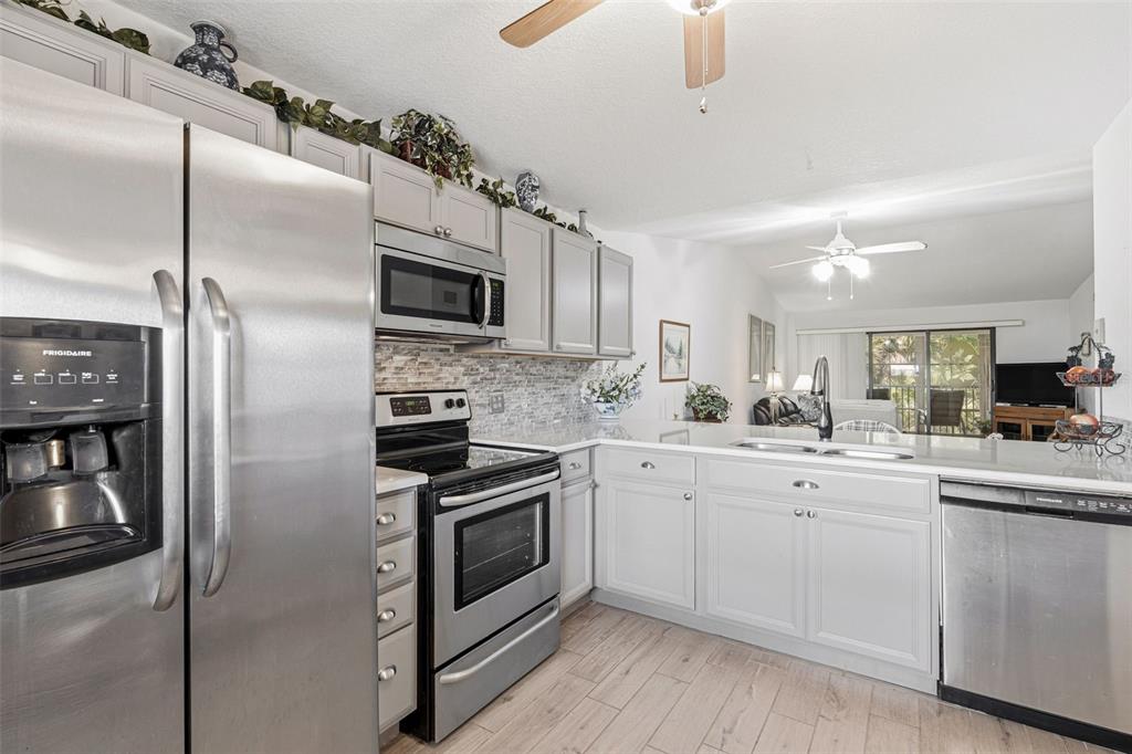 175 Kings Highway, Unit 437 Punta Gorda, FL 33983 - Photo 8 of 35