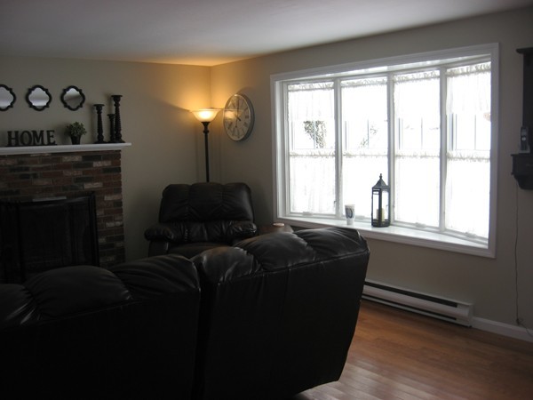 109 Millbury Road Oxford, MA 01540 - Photo 3 of 24 Gallery Image 3