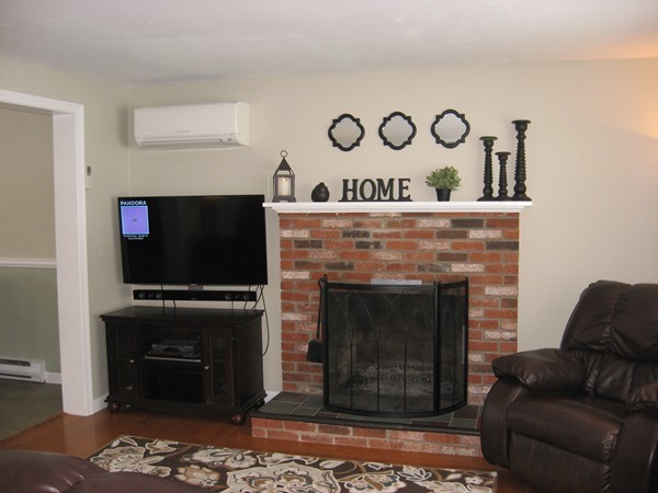 109 Millbury Road Oxford, MA 01540 - Photo 4 of 24 Gallery Image 4