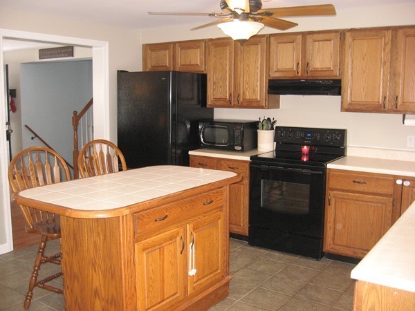 109 Millbury Road Oxford, MA 01540 - Photo 8 of 24 Gallery Image 8