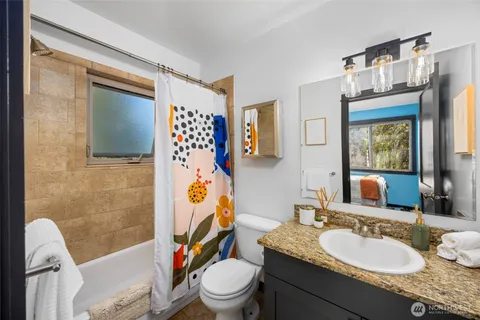 $840,000 | 316 West Barrett Street, Unit B, Seattle, WA 98119