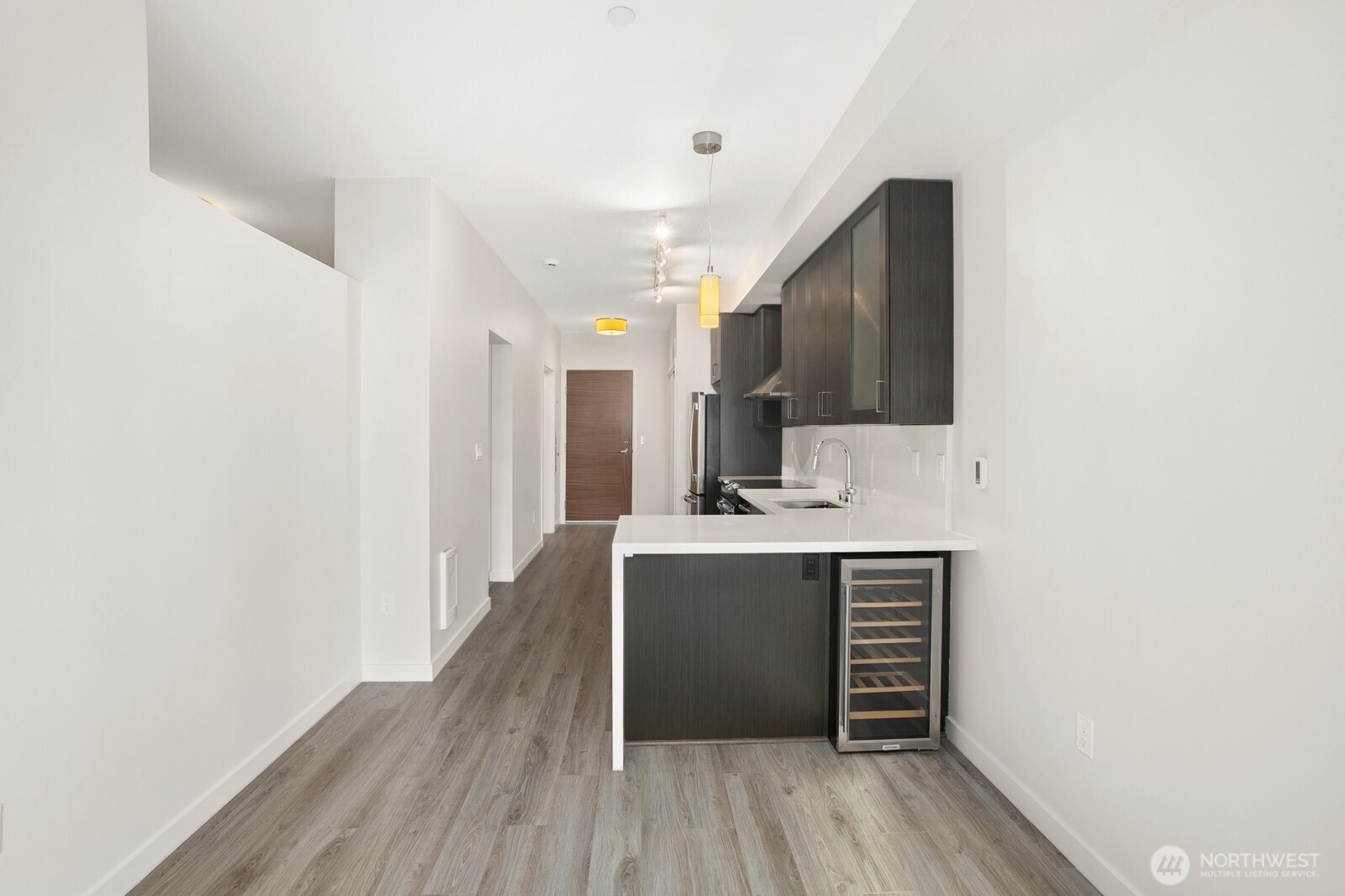 1760 Northwest 56th Street, Unit 421 Seattle, WA 98107 - Photo 7 of 21