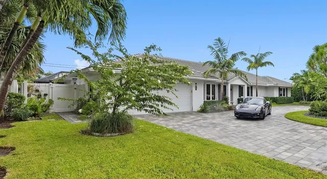 $1,800,000 | 2409 Northeast 37th Street, Fort Lauderdale, FL 33308