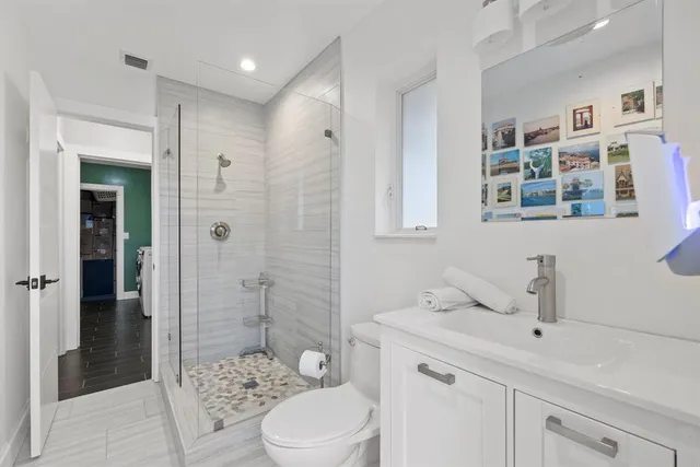 $1,800,000 | 2409 Northeast 37th Street, Fort Lauderdale, FL 33308