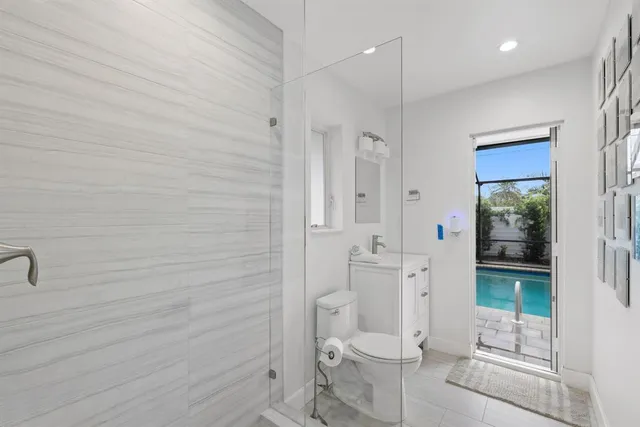 $1,800,000 | 2409 Northeast 37th Street, Fort Lauderdale, FL 33308