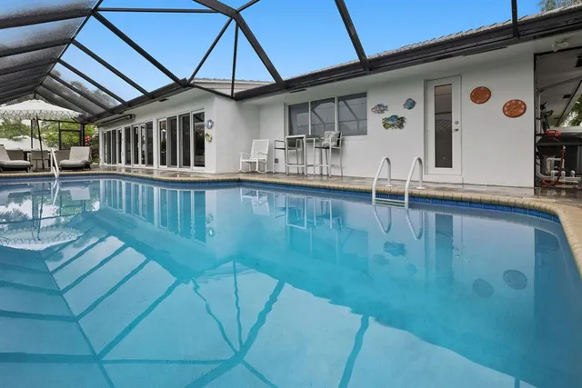 $1,800,000 | 2409 Northeast 37th Street, Fort Lauderdale, FL 33308