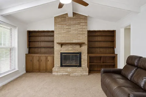 $369,500 | 1425 Vicki Lane, Cedar Hill, TX 75104