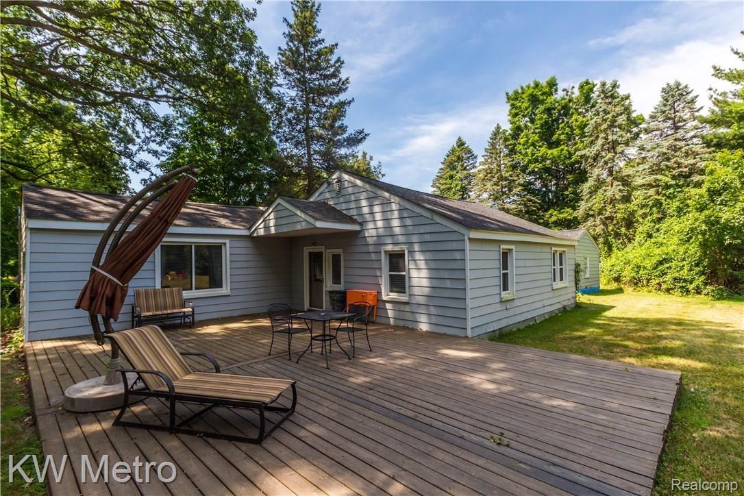8020 Foster Road Clarkston, MI 48346 - Photo 18 of 26 8020 Foster Rd-28.jpg