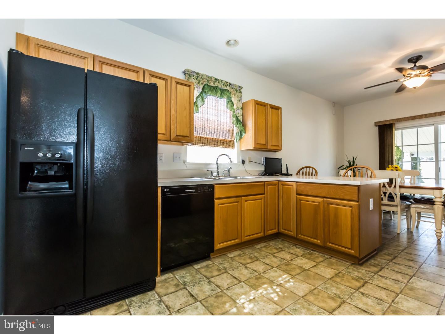 190 Milbury Road Coatesville, PA 19320 - Photo 4 of 20 Kitchen