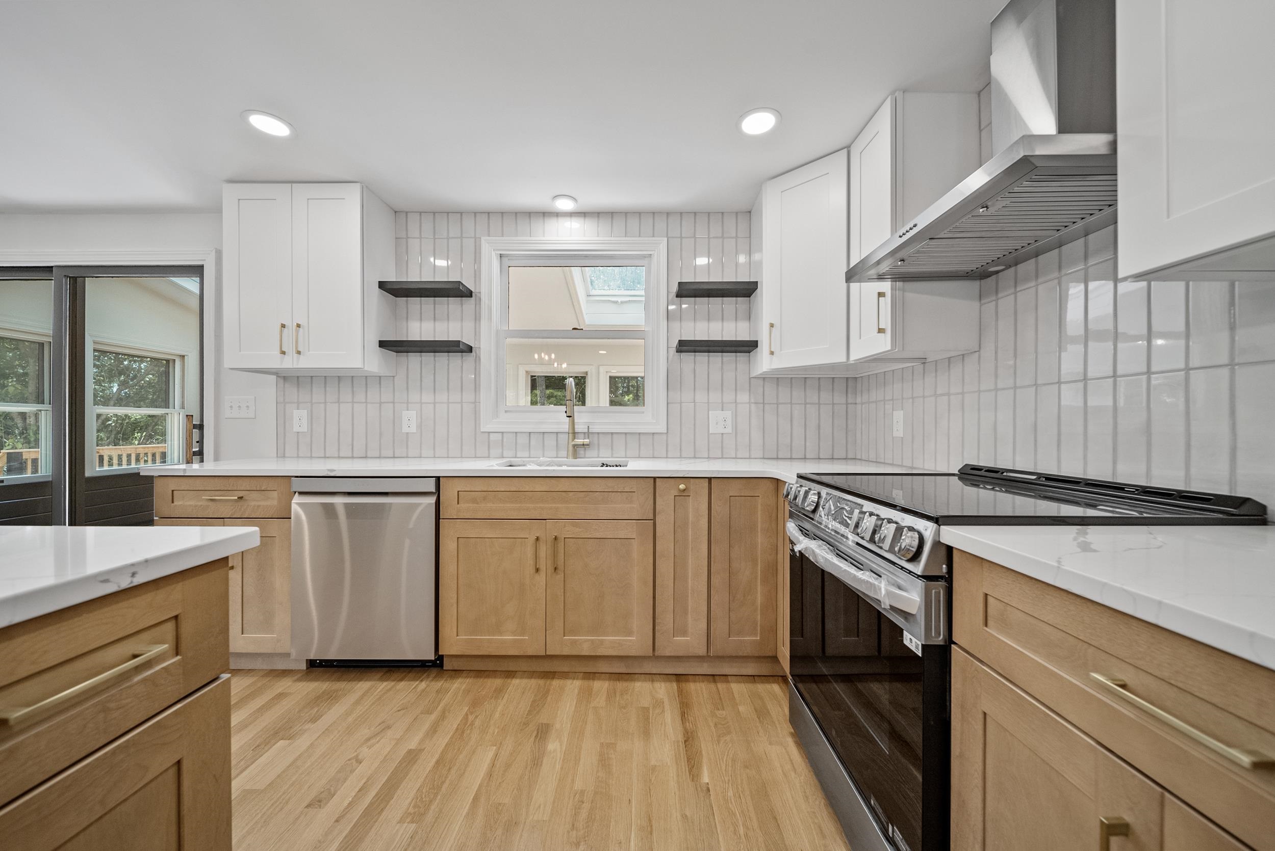 17 Brookview Drive Pelham, NH 03076 - Photo 13 of 45