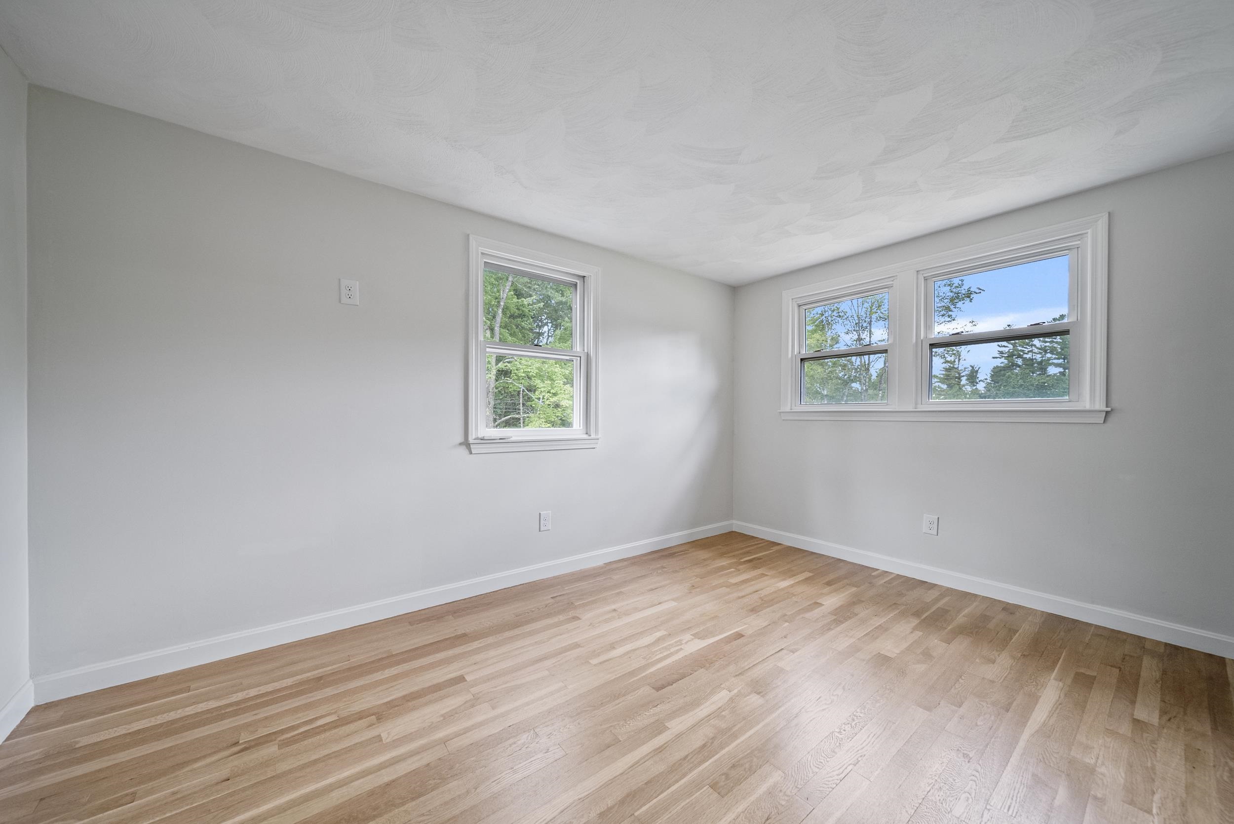 17 Brookview Drive Pelham, NH 03076 - Photo 34 of 45