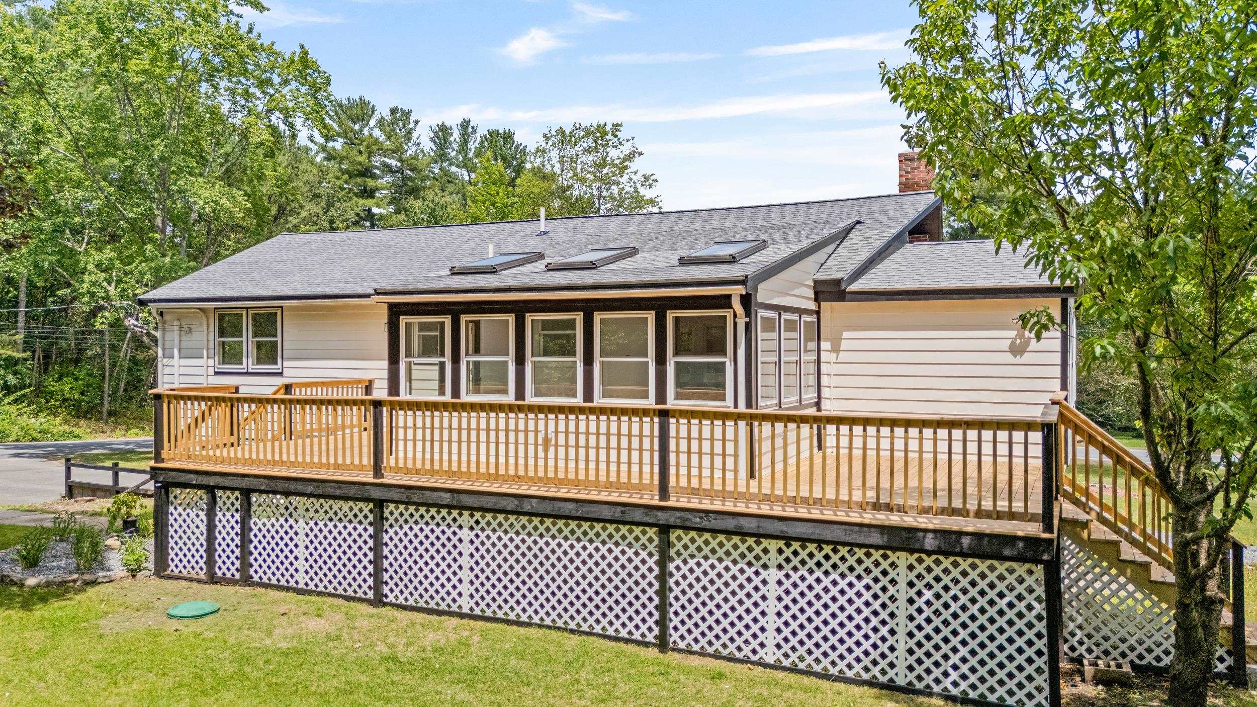 17 Brookview Drive Pelham, NH 03076 - Photo 7 of 45