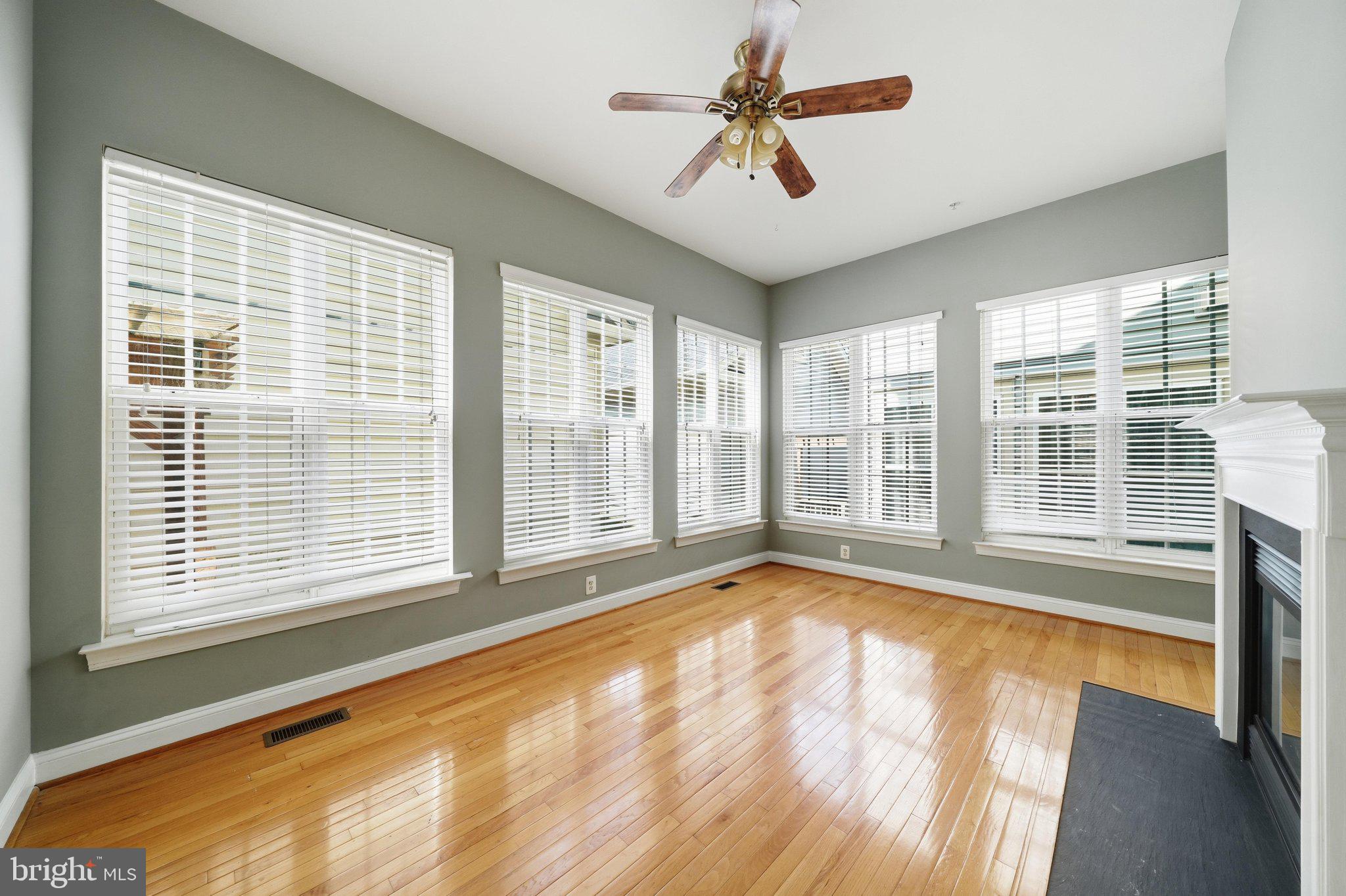 13131 Clarksburg Square Road Clarksburg, MD 20871 - Photo 18 of 61 Sun Room