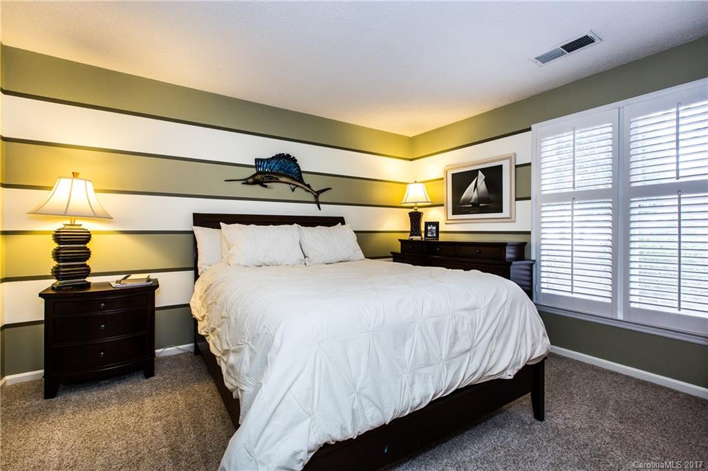 232 Queens Road, Unit 46 Charlotte, NC 28204 - Photo 7 of 10 Gallery Image 7