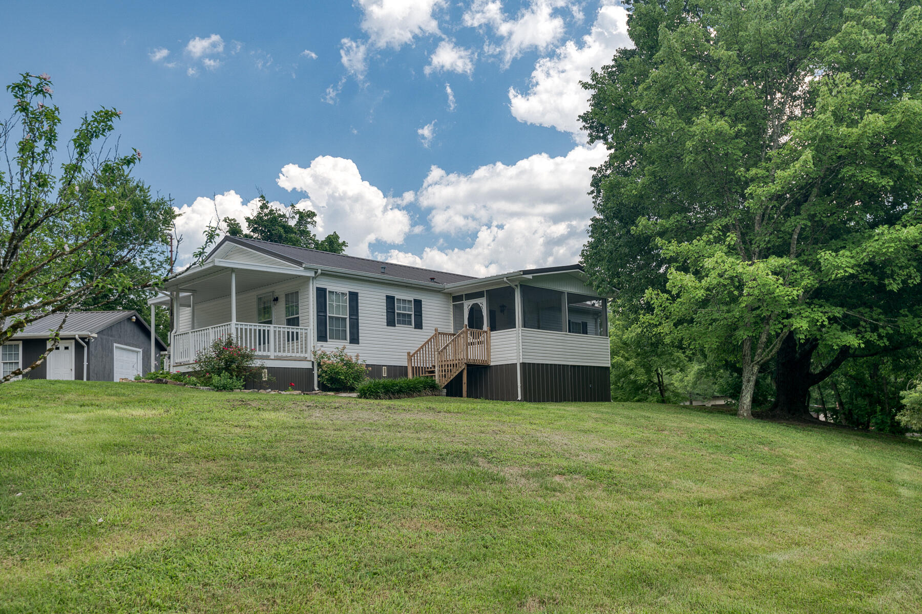 103 Clicktown Road Church Hill, TN 37642 - Photo 1 of 39 Clicktown 1