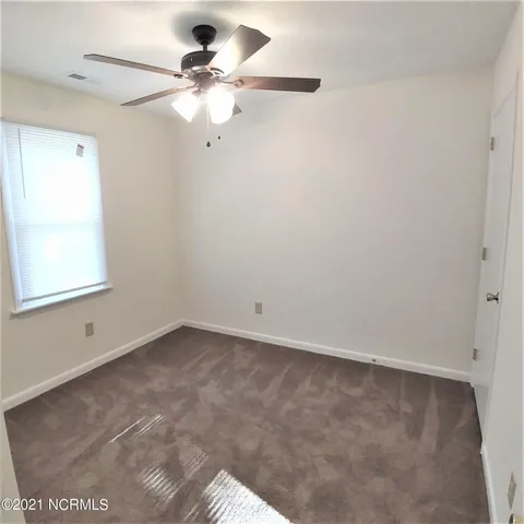 $1,250 | 9 Portwest Townhouses Drive, Unit B, Swansboro, NC 28584