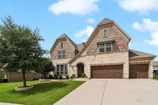$699,999 | 1905 Running Deer Lane, Gunter, TX 75058