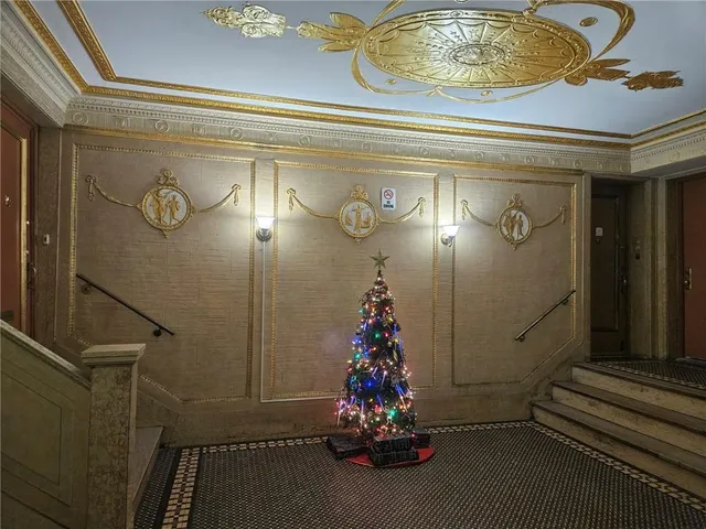 a view of a entryway door of the house