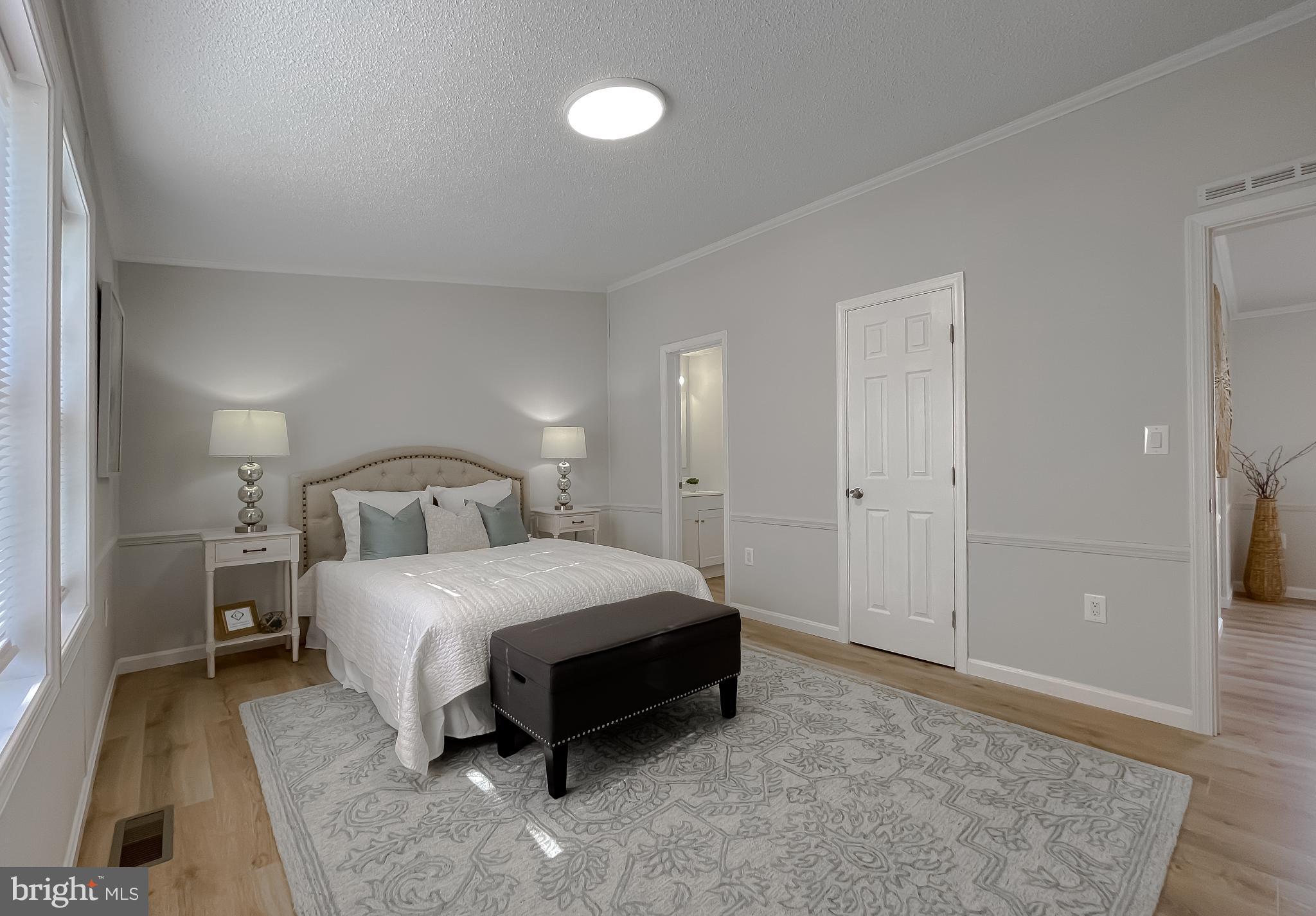 45908 South Springsteen Court California, MD 20619 - Photo 21 of 44 Lovely Primary Suite with Walk-In Closet.