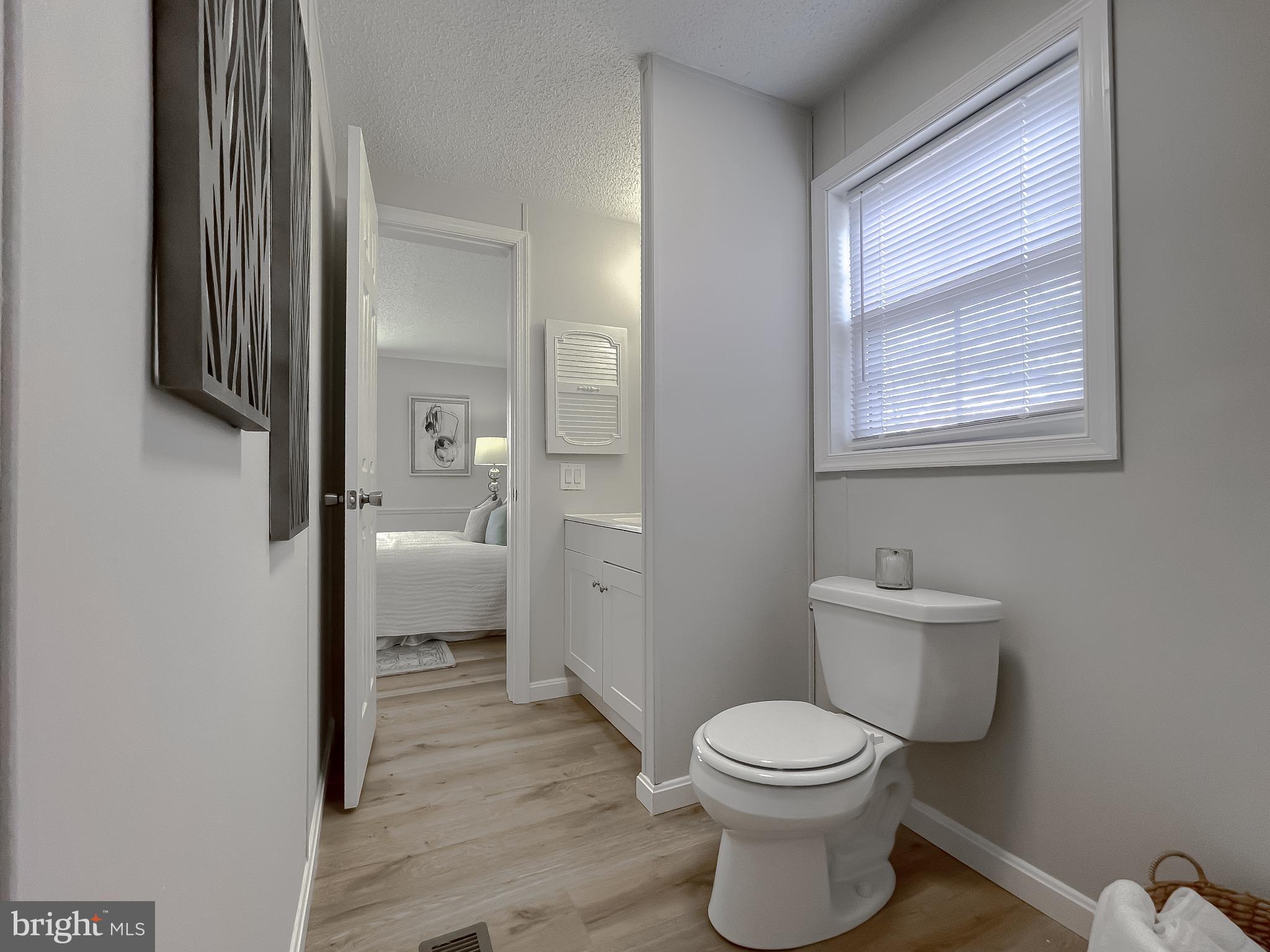 45908 South Springsteen Court California, MD 20619 - Photo 25 of 35 Large En Suite Bathroom.