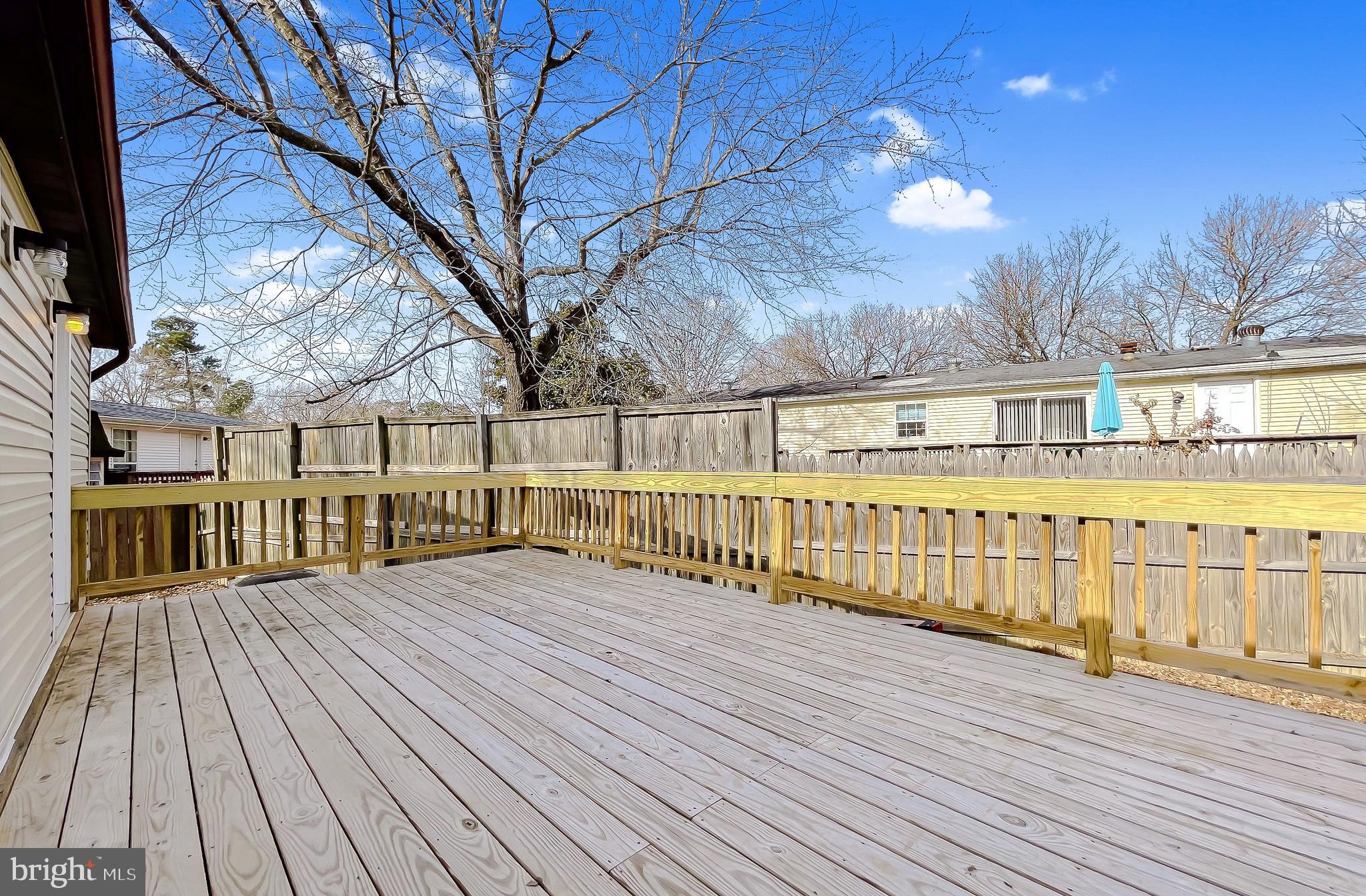 45908 South Springsteen Court California, MD 20619 - Photo 38 of 44 Large Back Deck