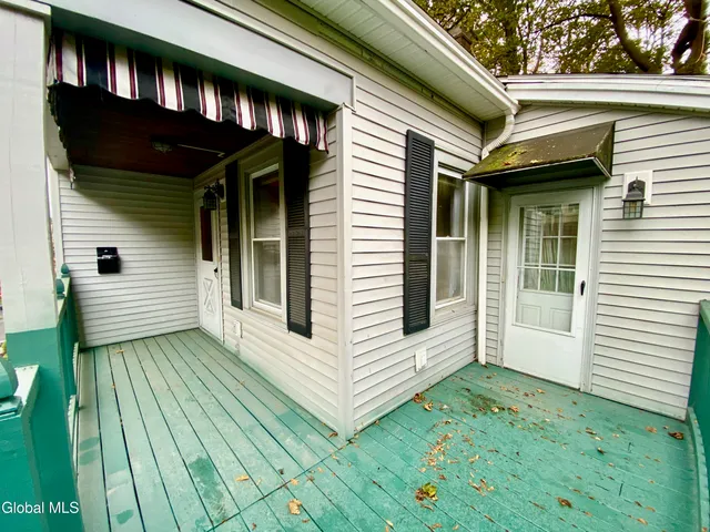 $180,000 | 31 Brunswick Avenue, Troy, NY 12180