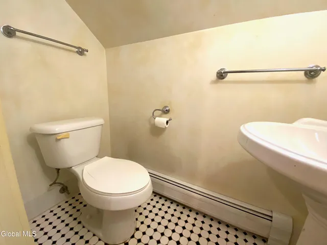 $180,000 | 31 Brunswick Avenue, Troy, NY 12180