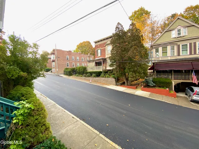 $180,000 | 31 Brunswick Avenue, Troy, NY 12180
