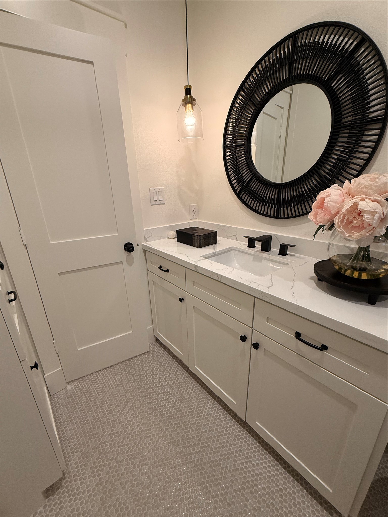 407 Harris Road Highlands, TX 77562 - Photo 24 of 32 a bathroom with a sink mirror vanity and a mirror