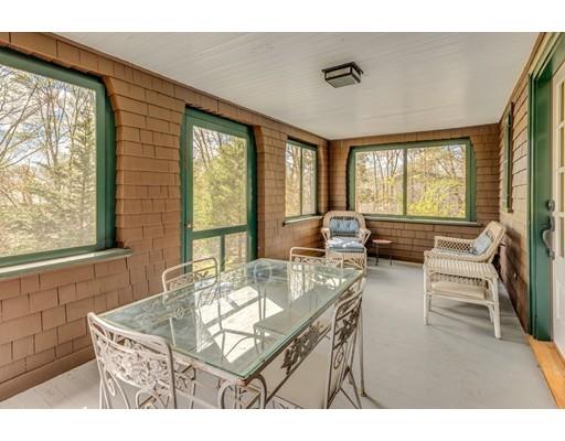 22 Ross Road Swampscott, MA 01907 - Photo 7 of 29 Gallery Image 7