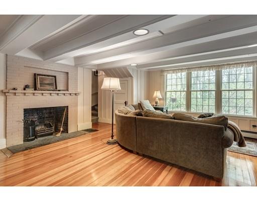 22 Ross Road Swampscott, MA 01907 - Photo 10 of 29 Gallery Image 10