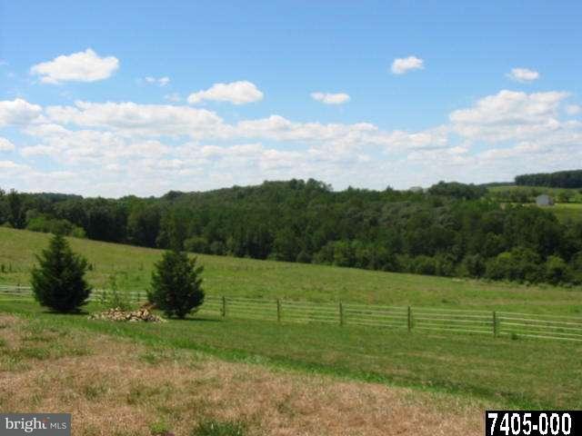 11784 High Point Road Felton, PA 17322 - Photo 3 of 25